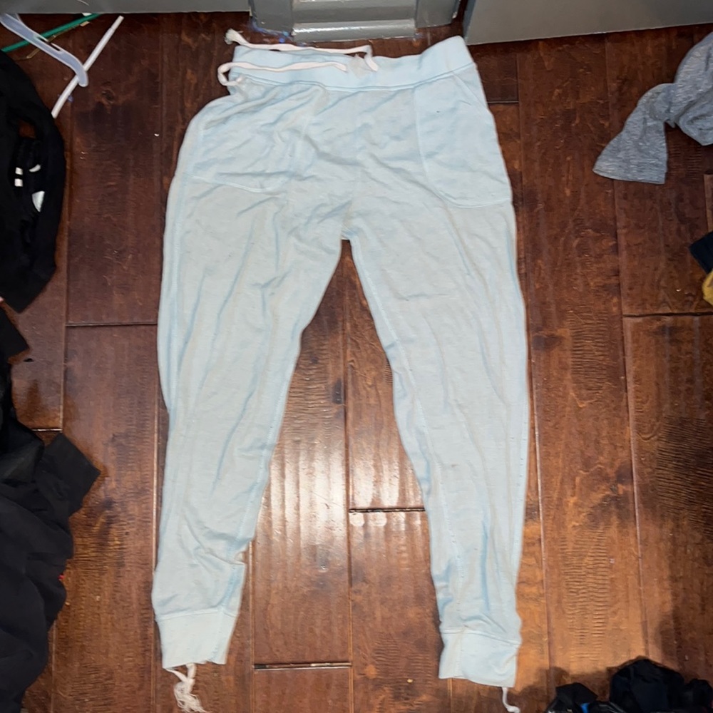Blue joggers with pockets